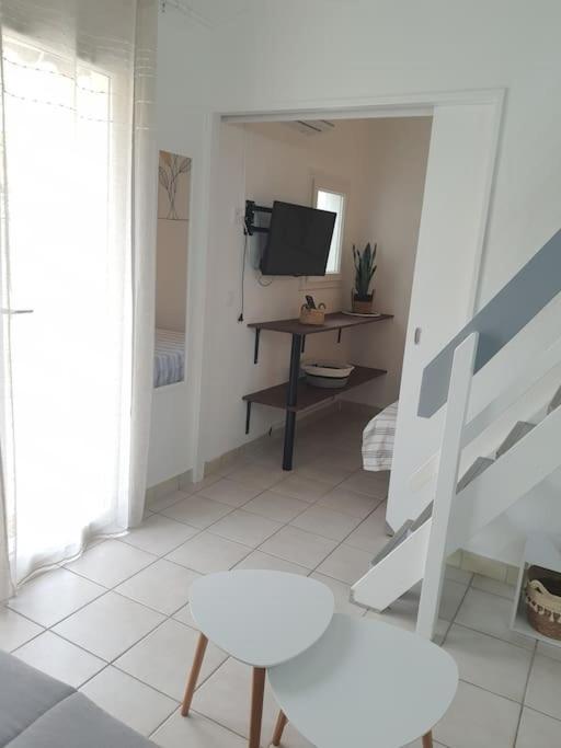A 500 M De La Plage, Tout Confort Avec Wifi Le Barcares Bagian luar foto