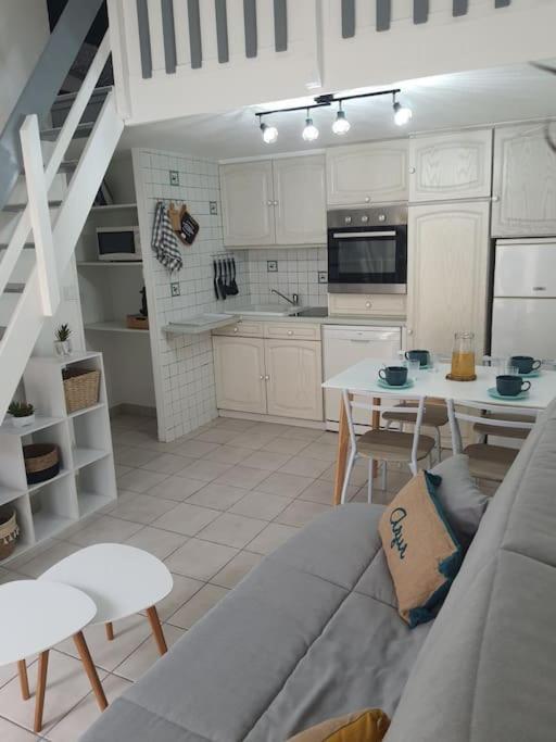 A 500 M De La Plage, Tout Confort Avec Wifi Le Barcares Bagian luar foto